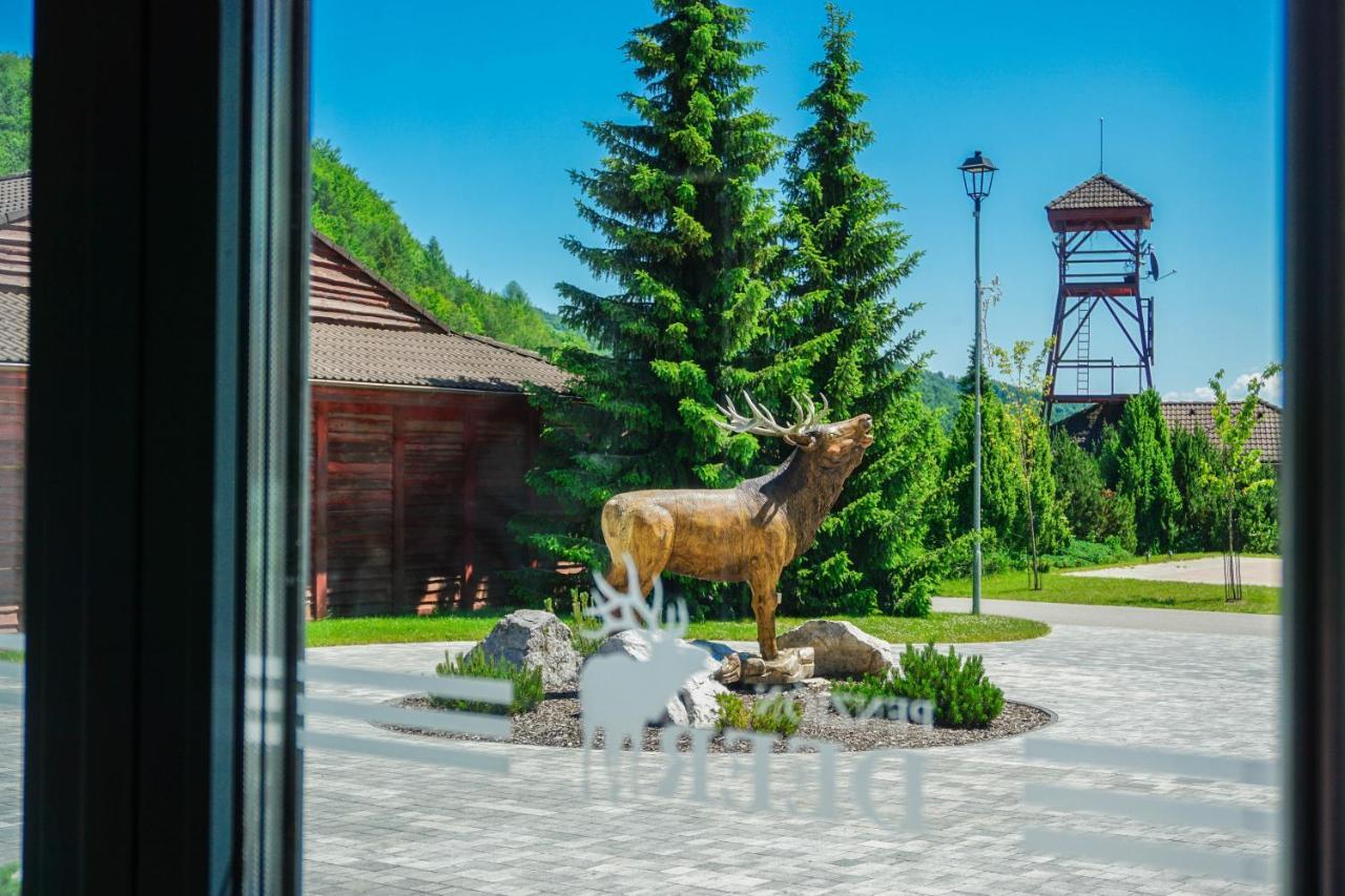 Penzion Deer Валча Экстерьер фото